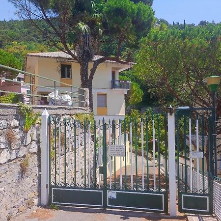 Forti Genova-Free Parking Castellaccio Apartment 2 Luaran gambar